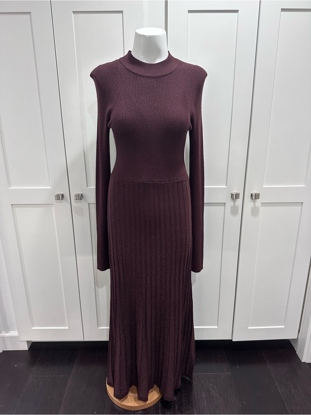 Baltic Born Jamelia Pleated Long Sleeve Mock Neck Maxi Sweater Dress Size XL - Picture 5 of 10